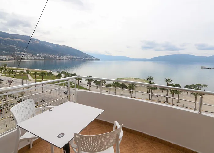 Shisha House דירה Vlorë